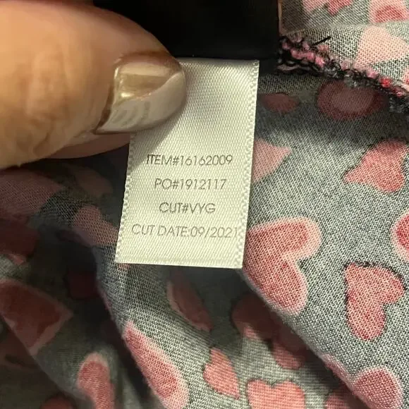 Torrid Heart Print Zip Front VNeck Roll Tab Sleeve Dress - Picture 8 of 8